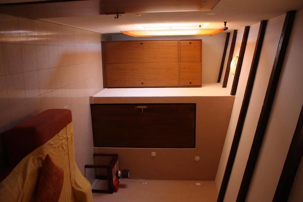 Apartment Mladenka プーラ エクステリア 写真